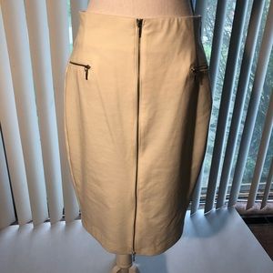 Jennifer Lopez lined Cream Skirt